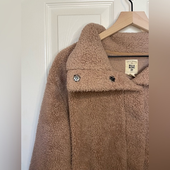 Billabong Women’s Cozy Days Sherpa Jacket - Picture 3 of 6